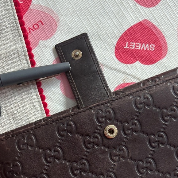Gucci Dark Brown GG Embossed Wallet - Picture 5 of 8